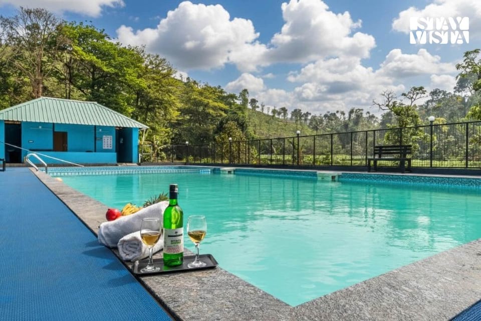 Swimming pool, Swimming pool