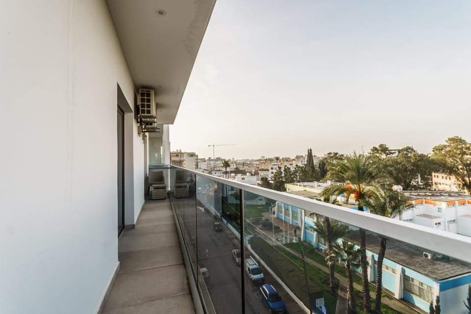 Property building, Day, View (from property/room), Balcony/Terrace, City view