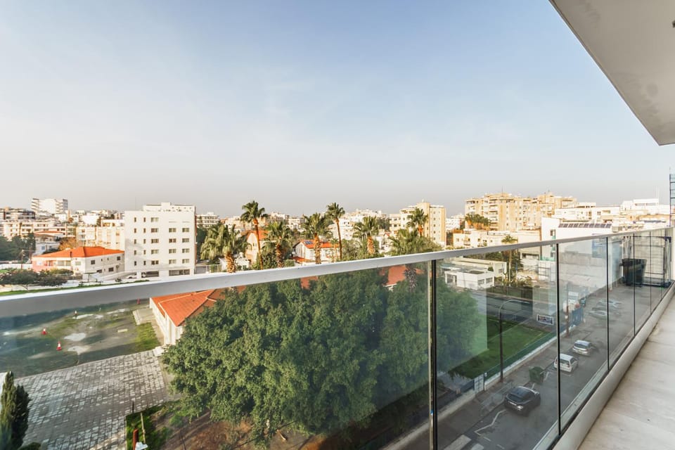 Day, Neighbourhood, View (from property/room), Balcony/Terrace, City view