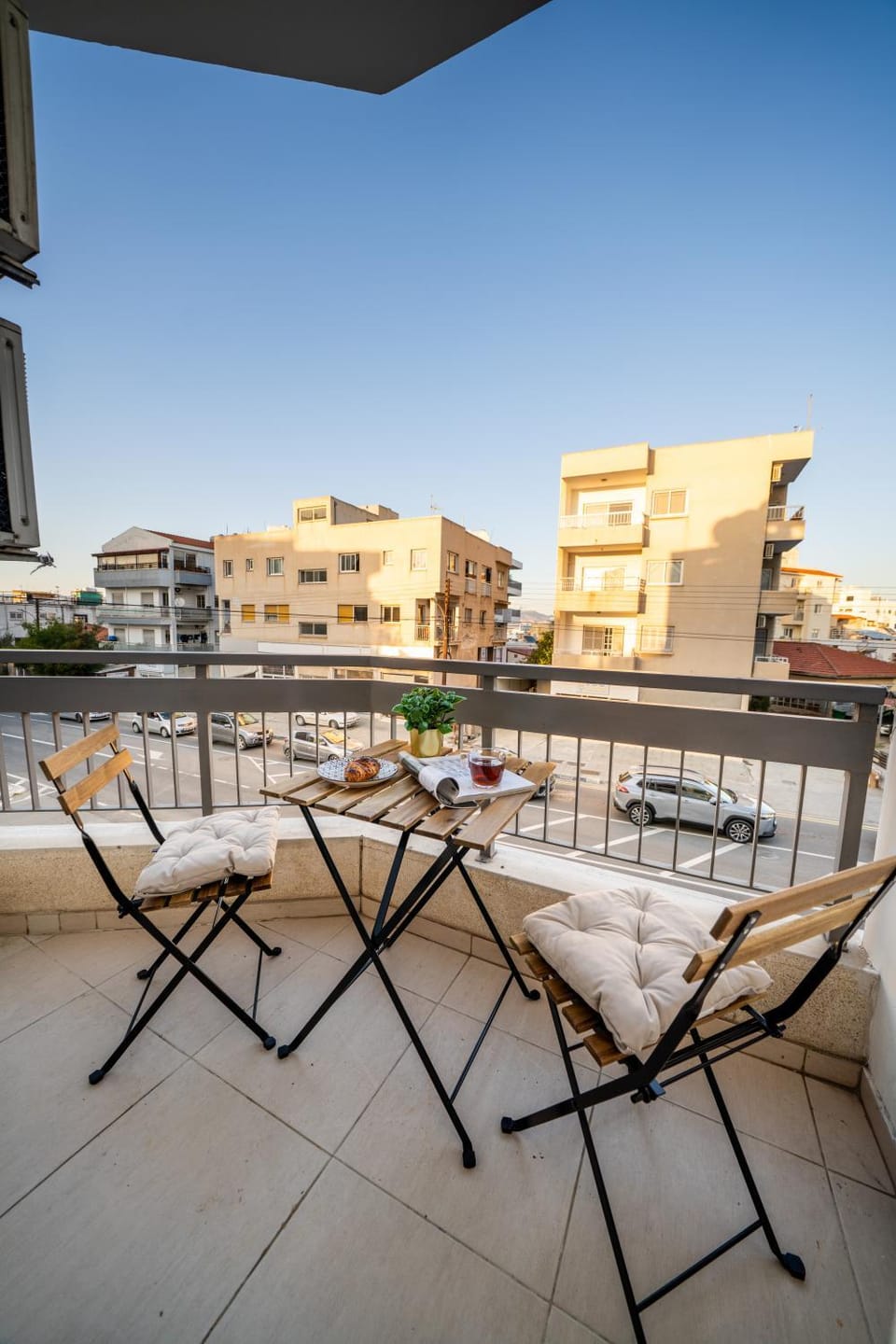Balcony/Terrace, City view