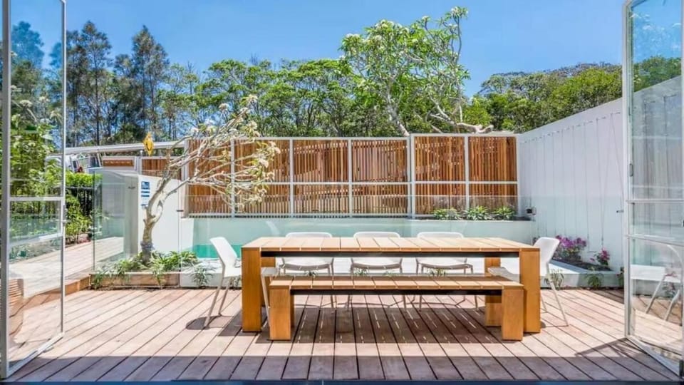 Driftwood 1 , 88A Lawson Street, Byron Bay House in Byron Bay