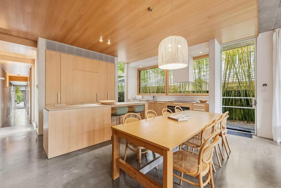 Driftwood 1 , 88A Lawson Street, Byron Bay House in Byron Bay