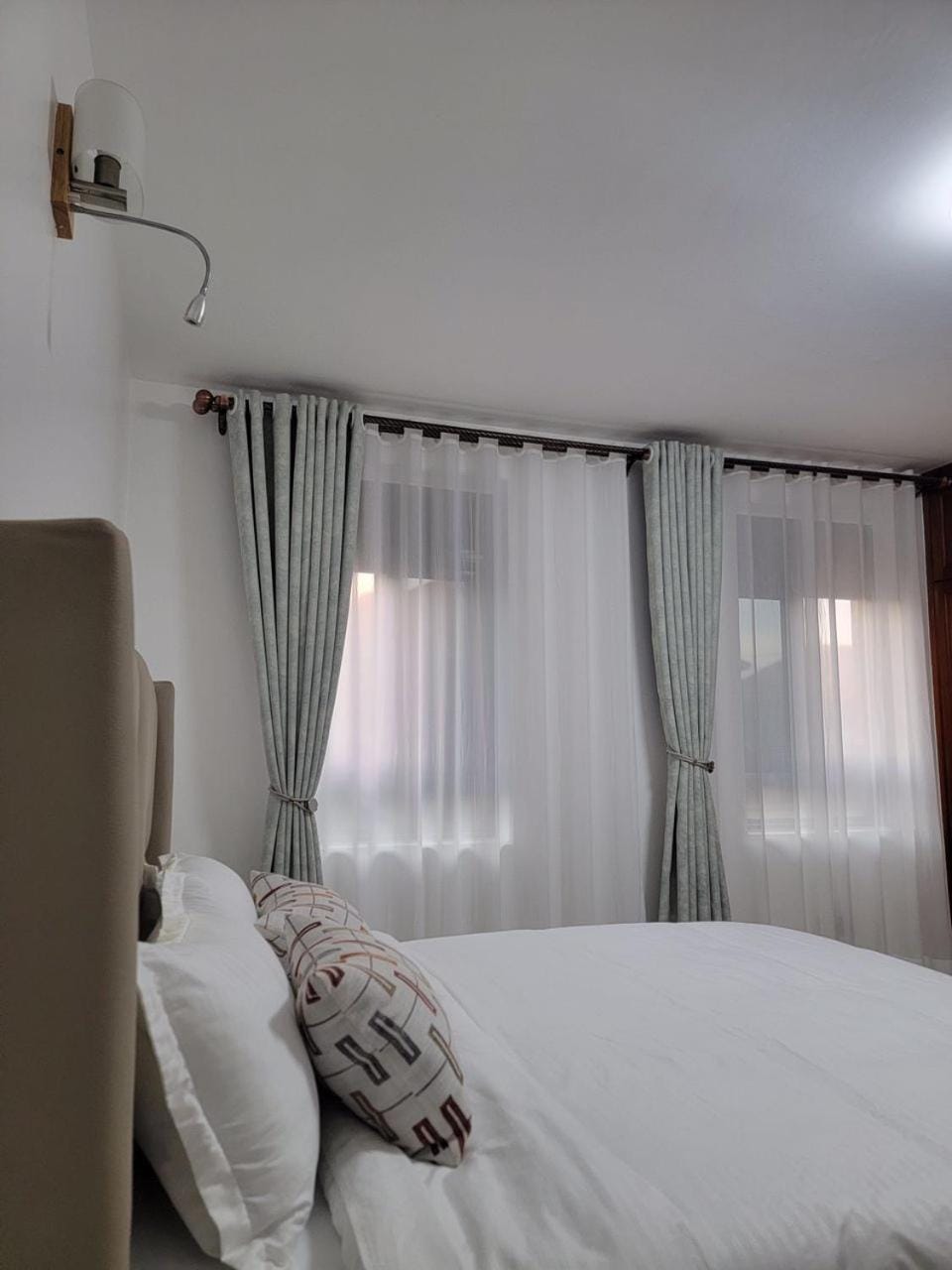 GEORGE SEECEE Suites Kiwatule Bed and Breakfast in Kampala