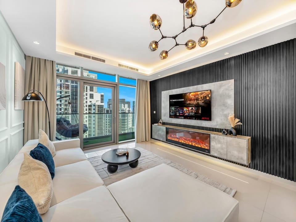 TV and multimedia, Balcony/Terrace, Living room, Seating area