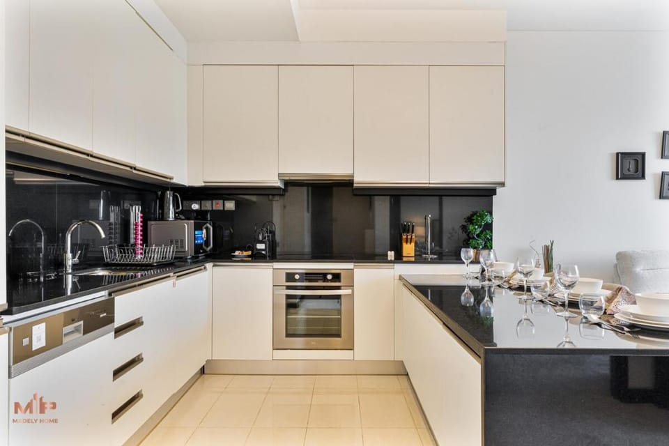 2314 JW Marriott Marina Mall Apartment in Dubai