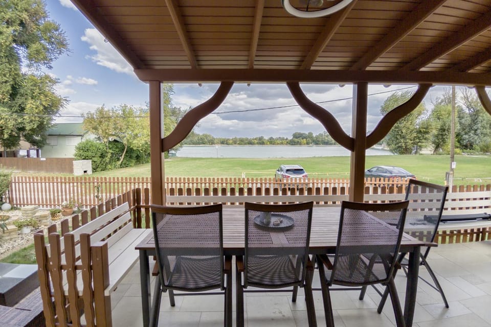 Balcony/Terrace, Balcony/Terrace