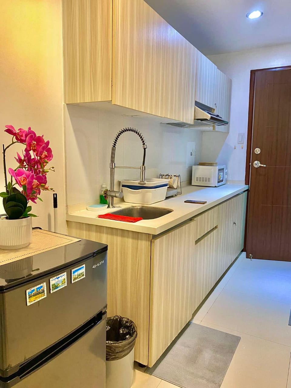 Kitchen or kitchenette, microwave