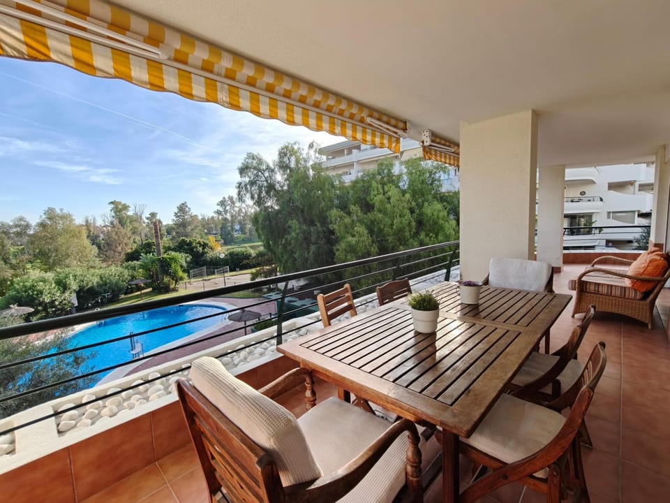 Balcony/Terrace, Garden view, Pool view