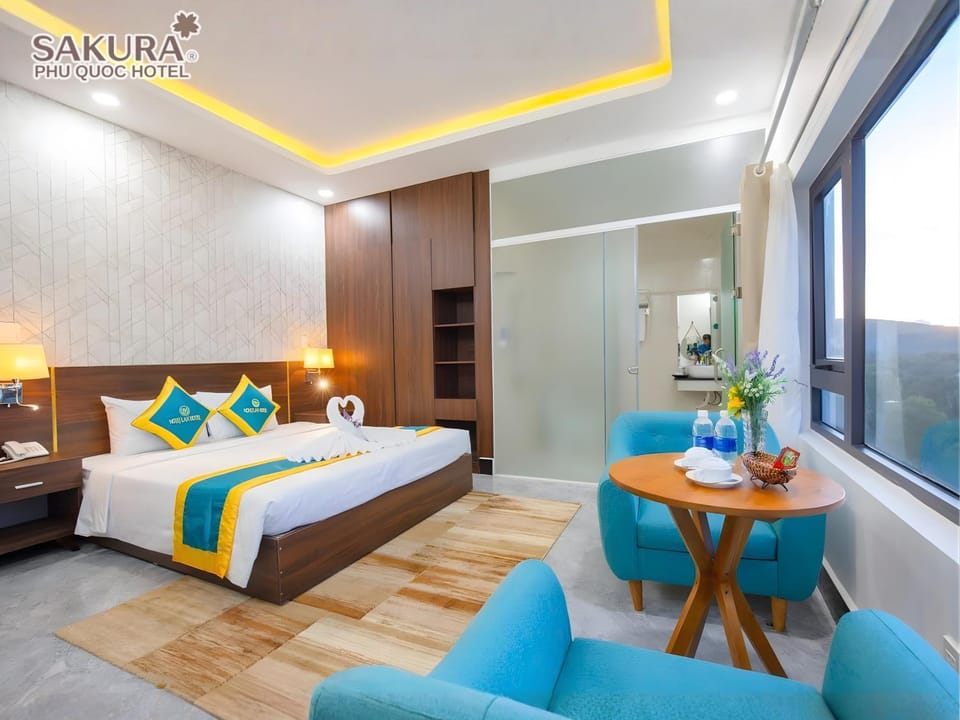 Bed, Seating area, Bedroom, wardrobe