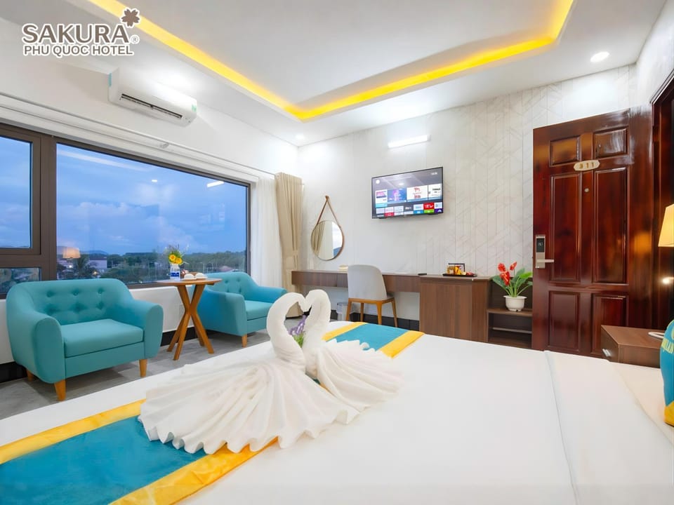 Bed, TV and multimedia, Bedroom, air conditioner