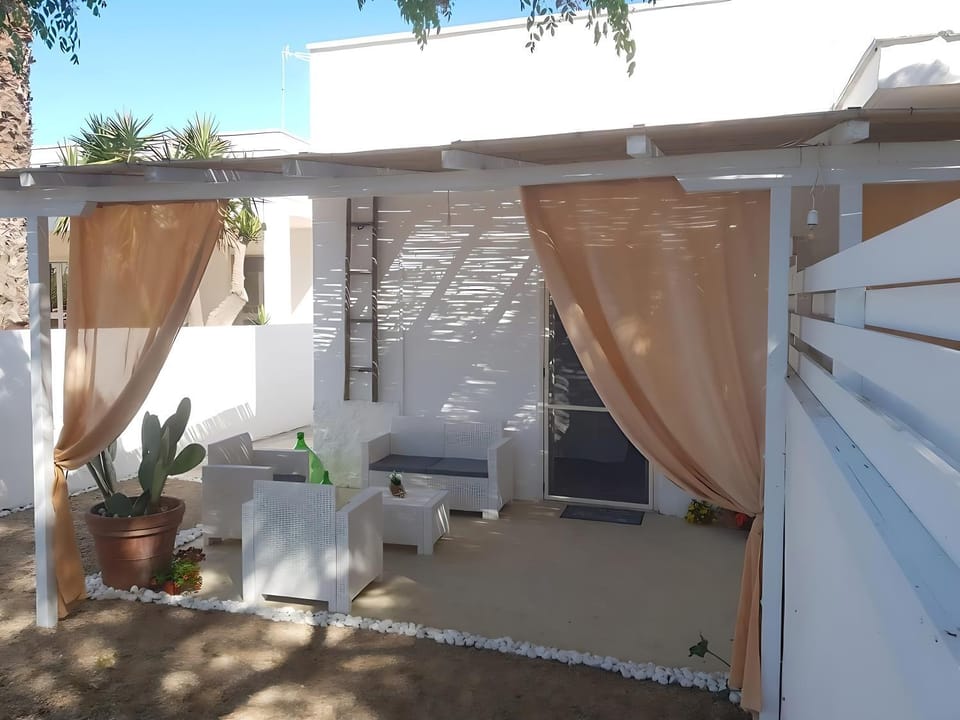 Patio, Day