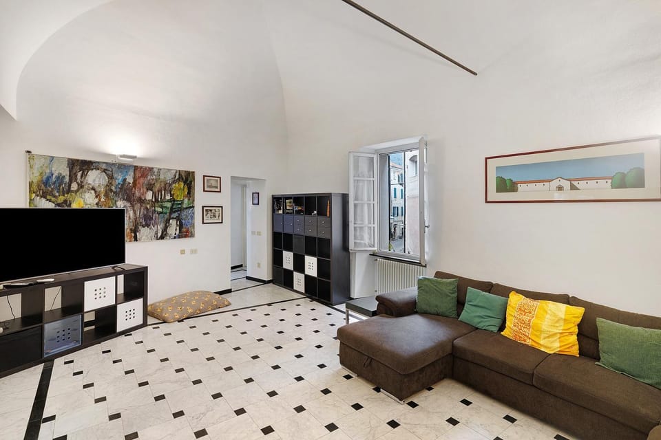 Property building, Living room