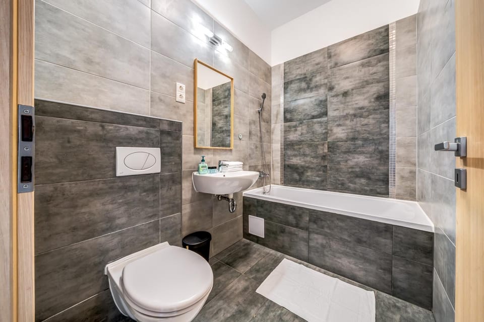 Prime Suite 21 - by Immokon Apartment in Budapest