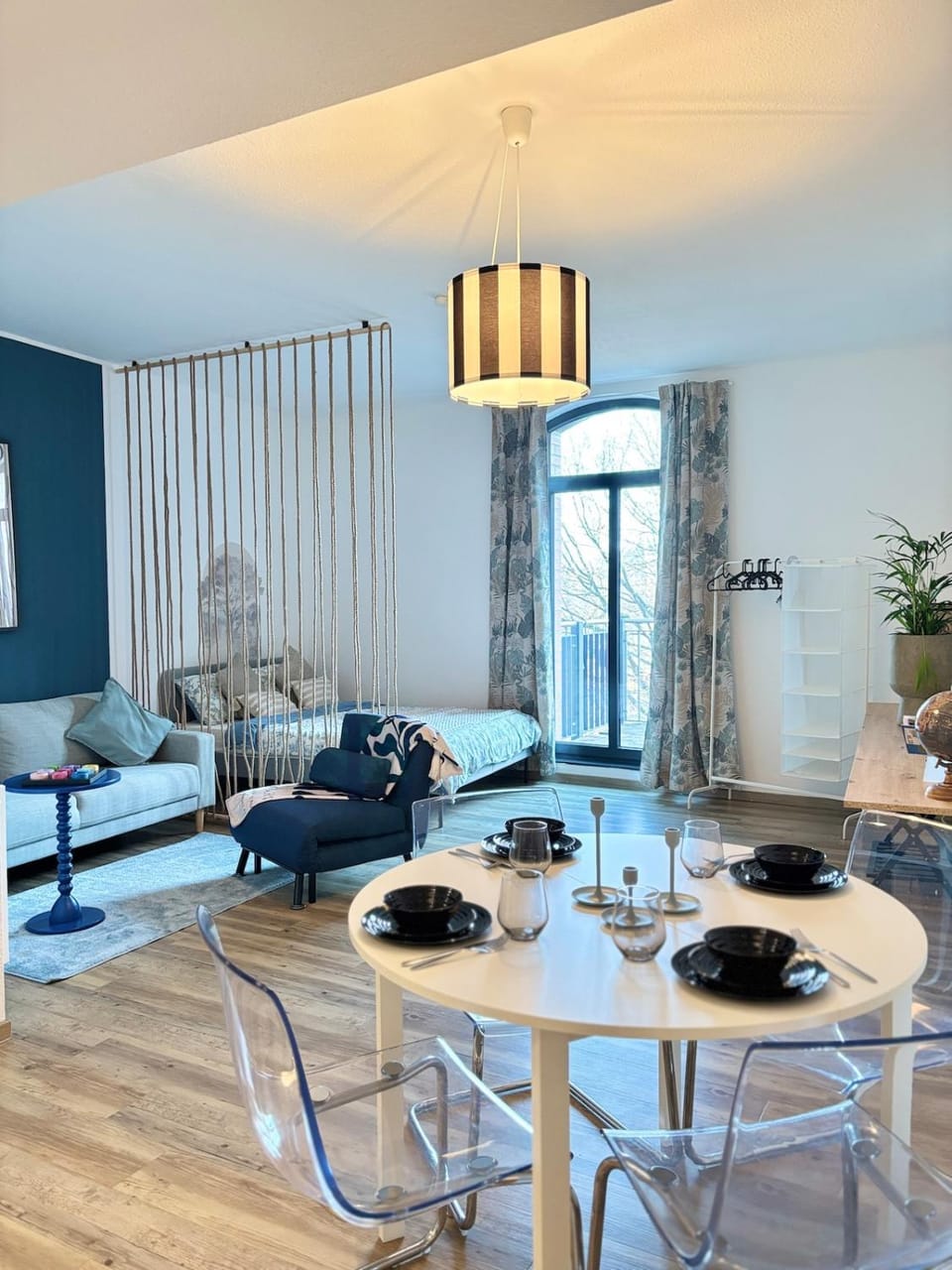 Picassos Escape mit Küche und kostenlosem Parkplatz in Kassel Mitte! Apartment in Kassel