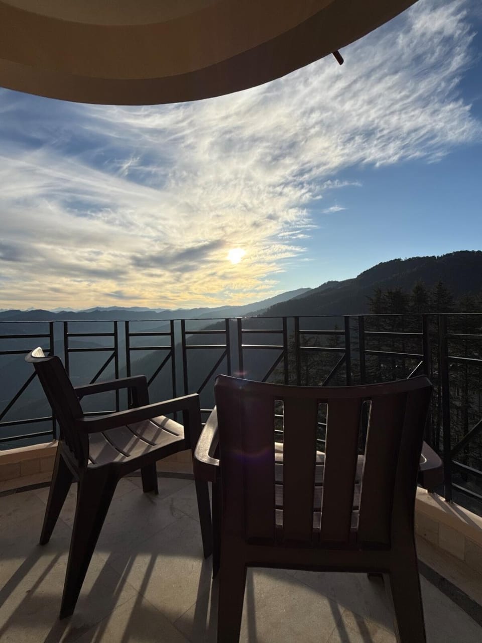 Balcony/Terrace, Mountain view