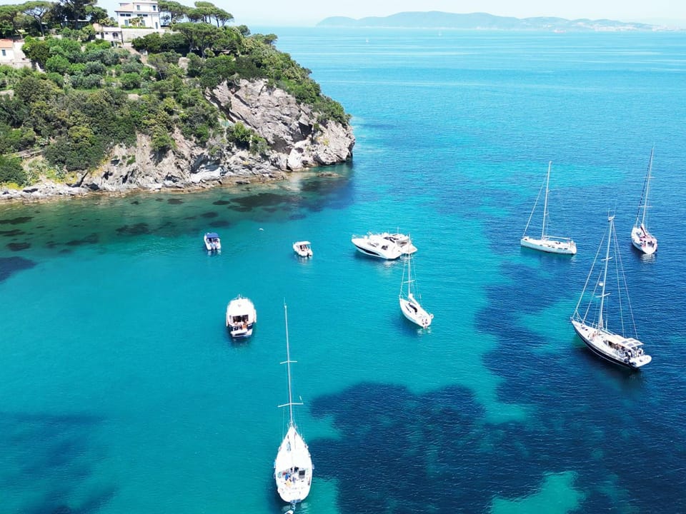 Nearby landmark, Natural landscape, Bird's eye view