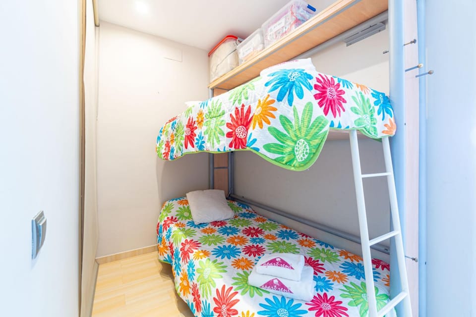 bunk bed