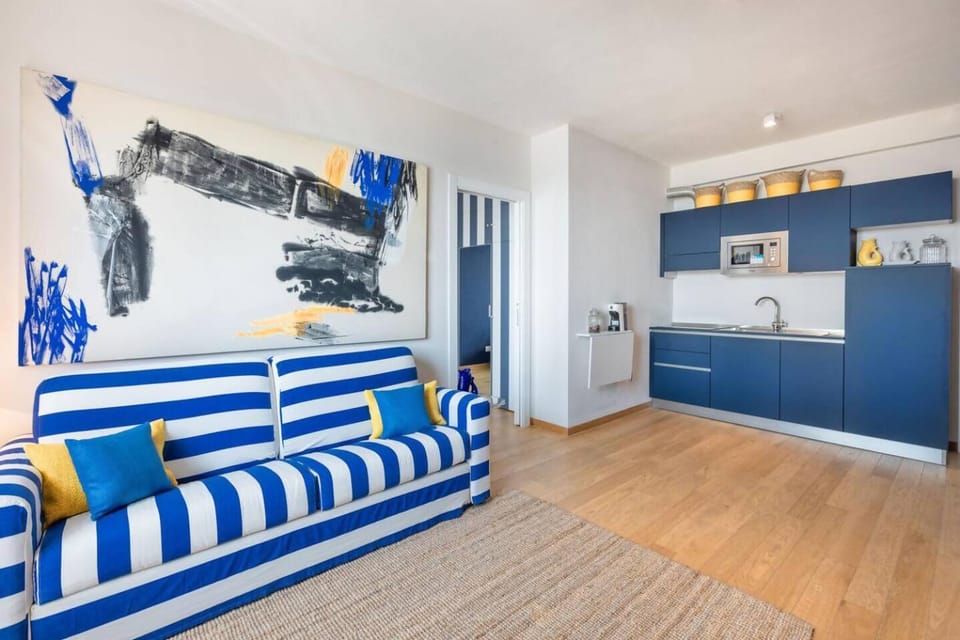 Bilocale a 2 passi dal mare Wifi Sea view Parking Apartment in Liguria