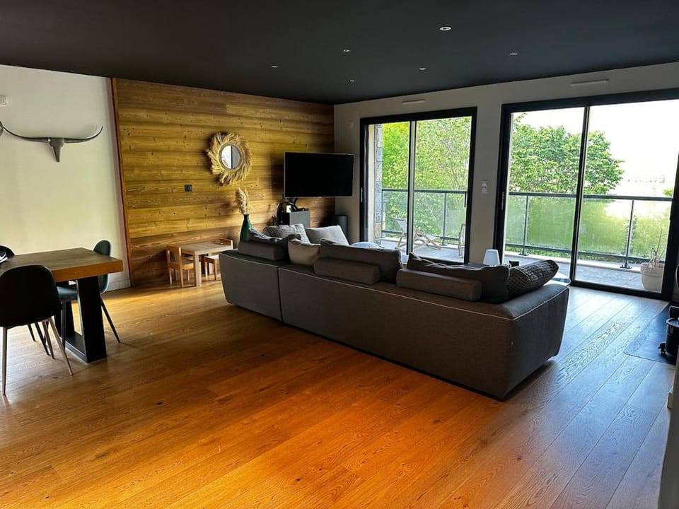 Agreable villa, piscine et spa sur les hauteur de guchan Villa in Saint-Lary-Soulan