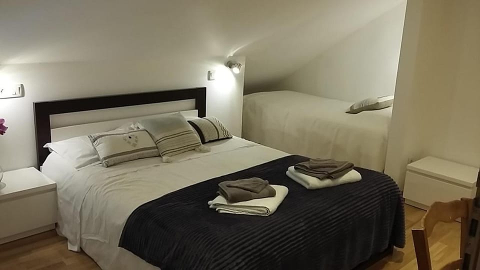 le CLOS des PALUDIERS chambre MOLENE Bed and Breakfast in Pays de la Loire