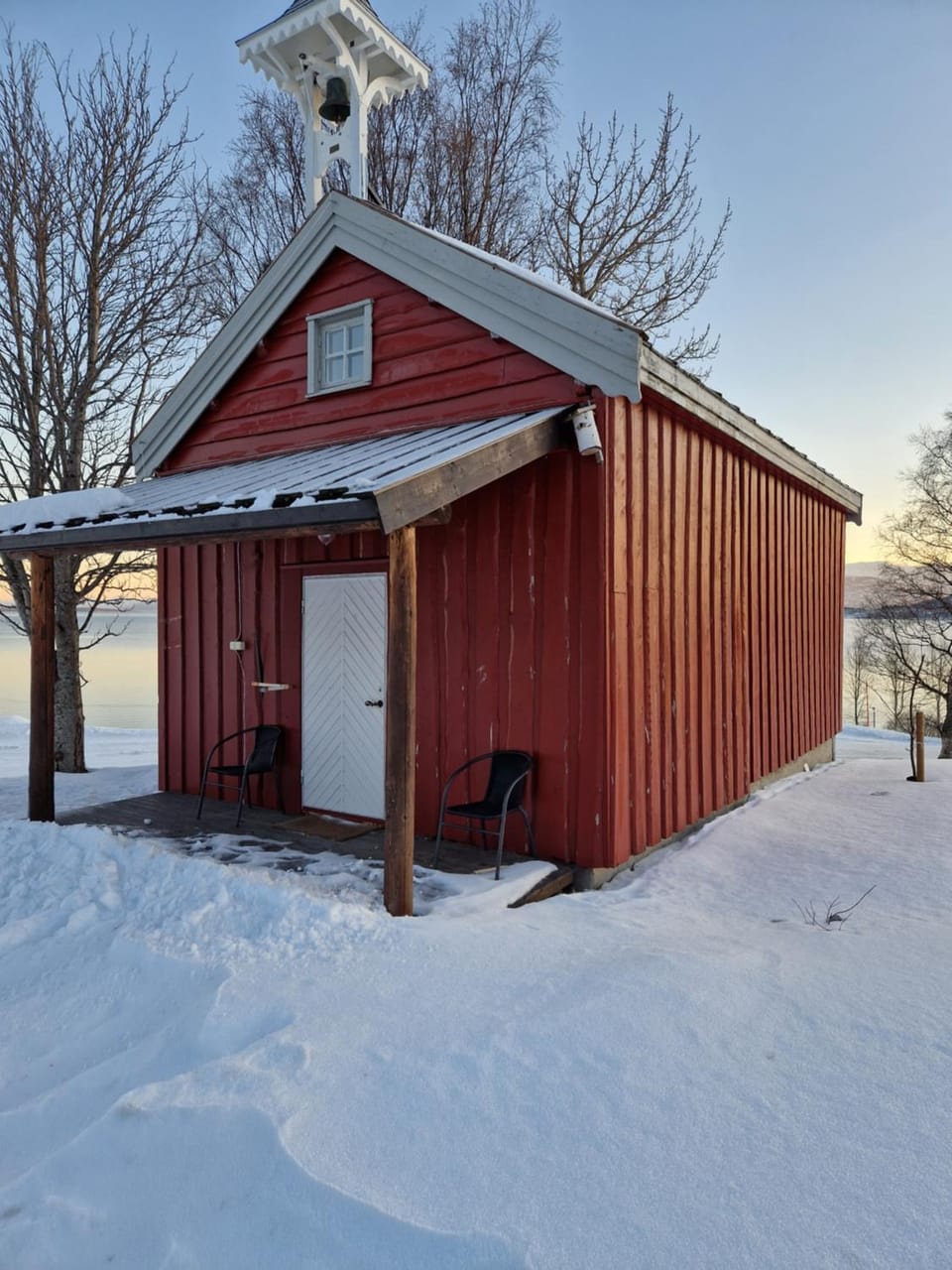 Property building, Natural landscape, Winter