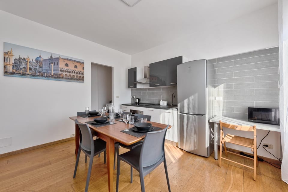 Dining area, dishwasher, oven, stove