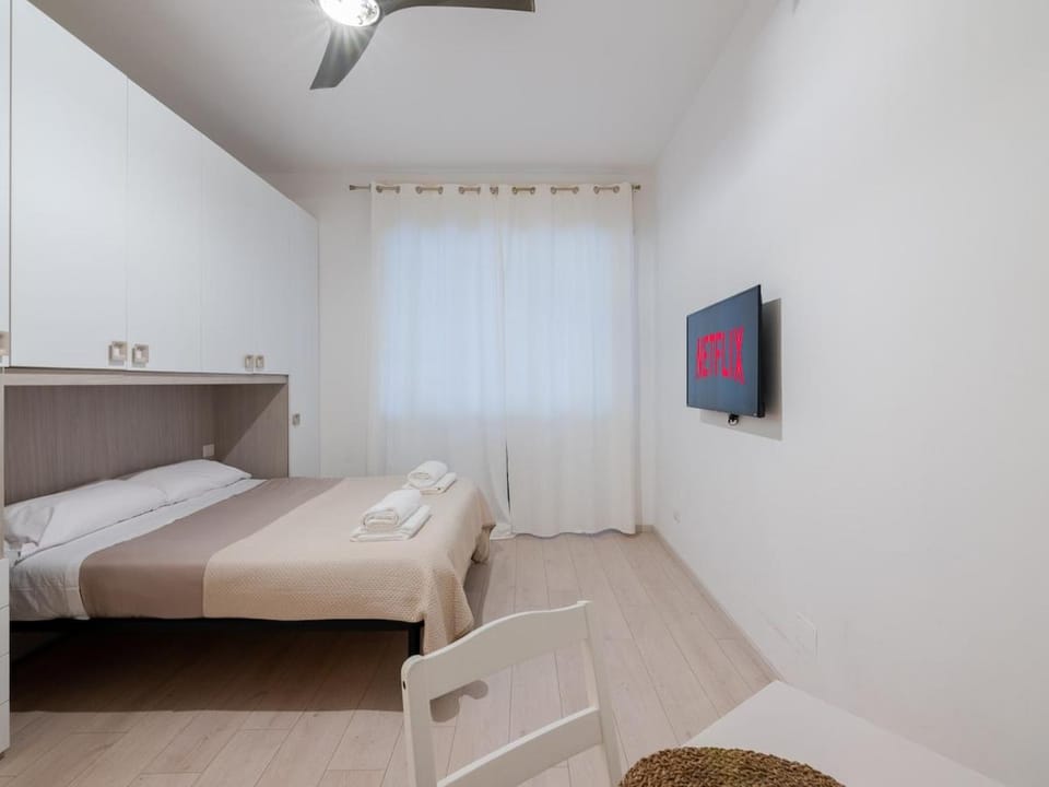 Modern Apartment near RHO FIERA MILANO Wi-Fi Free Apartment in Rho