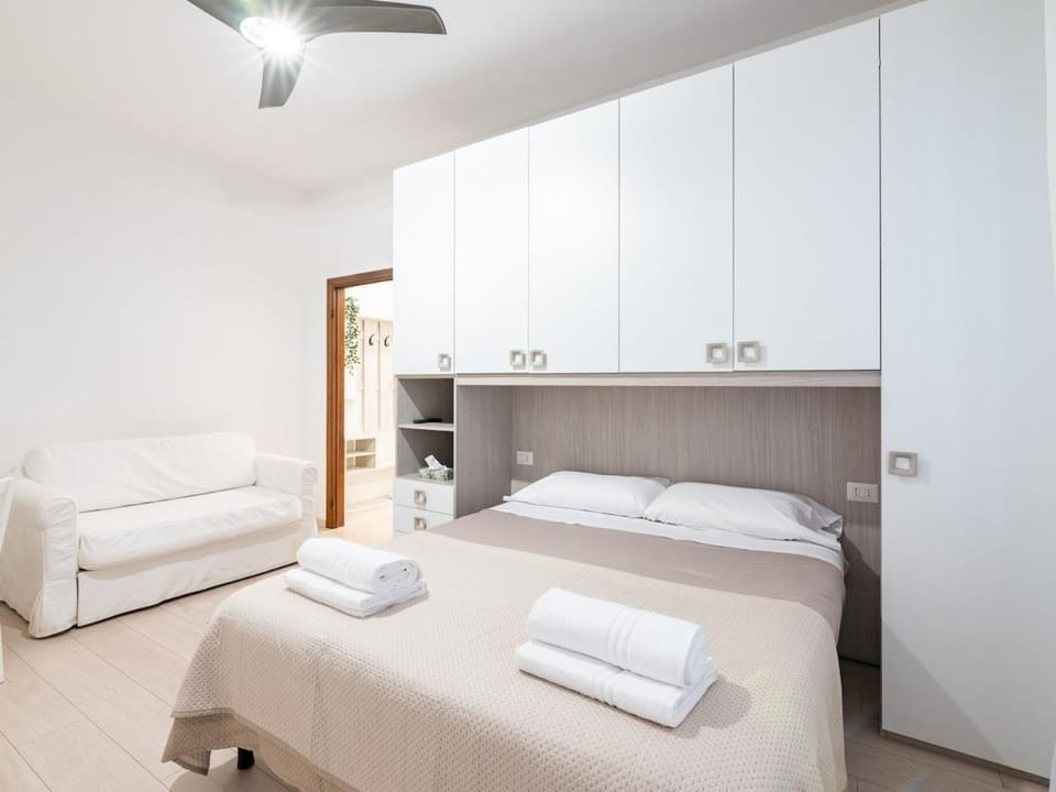 Modern Apartment near RHO FIERA MILANO Wi-Fi Free Apartment in Rho