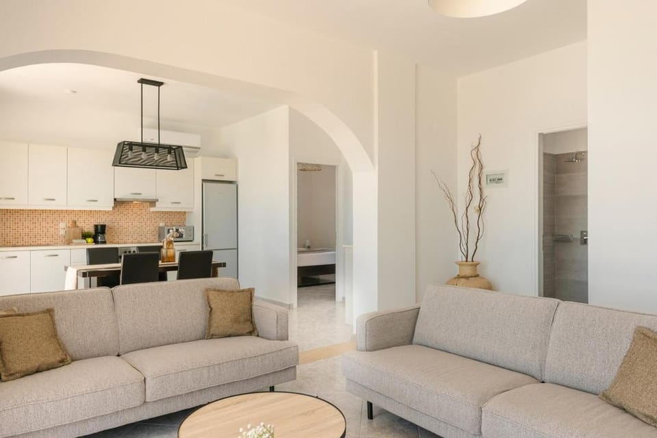 Villa George by Villa Select Villa in Vlachata