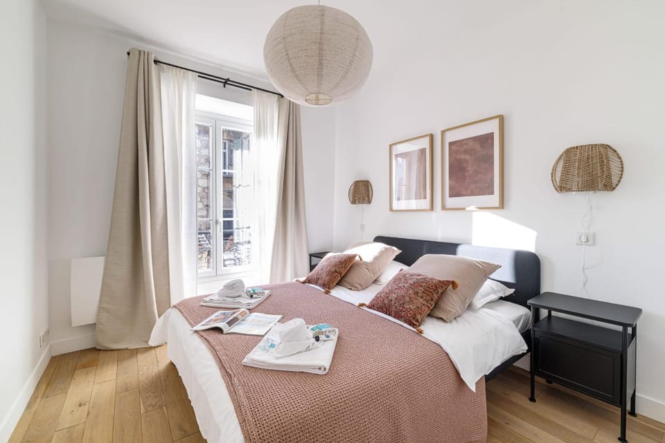 MY CASA - BONAPARTE 42 - 1 bedroom near Port and Place Garibaldi Apartment in Nice