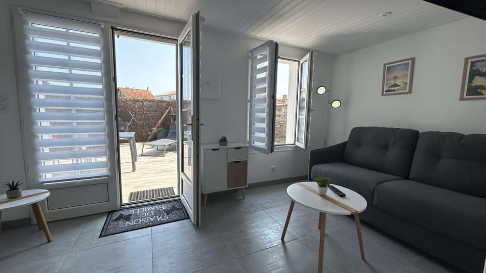 Balcony/Terrace, Living room