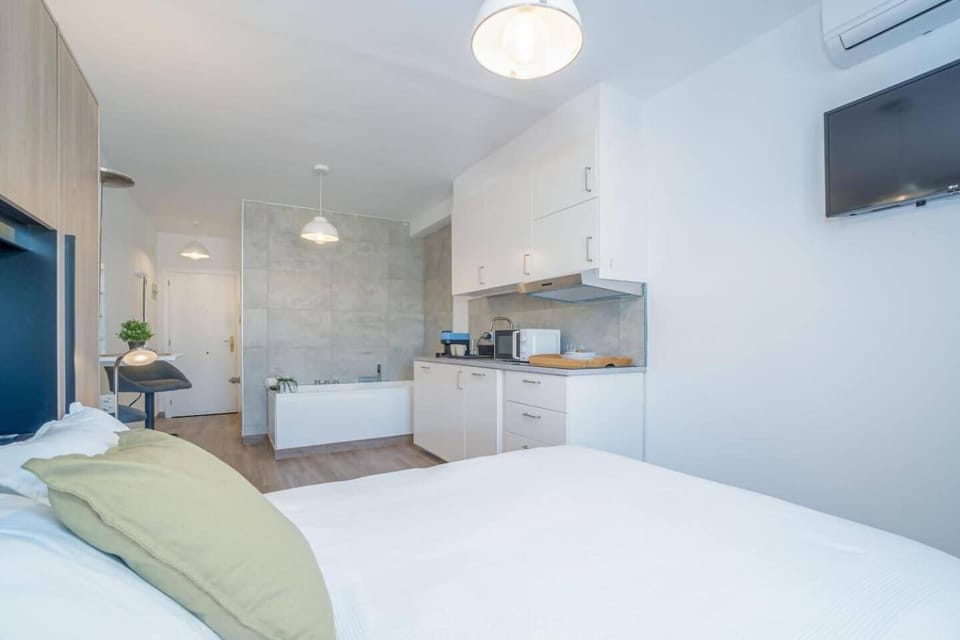 Estudio con jacuzzi y vistas al mar Apartment in Alt Empordà