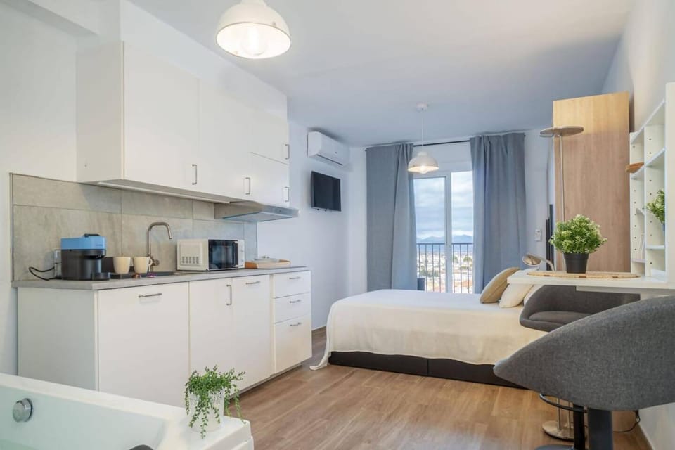 Bed, Living room, Photo of the whole room, Bedroom