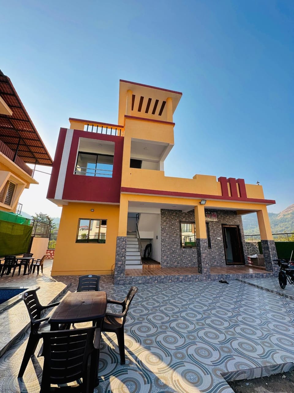 Pvt poolside 3Bhk villa at lonavala Apartment in Lonavla