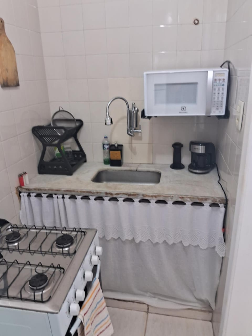 Coffee/tea facilities, Kitchen or kitchenette, microwave, stove