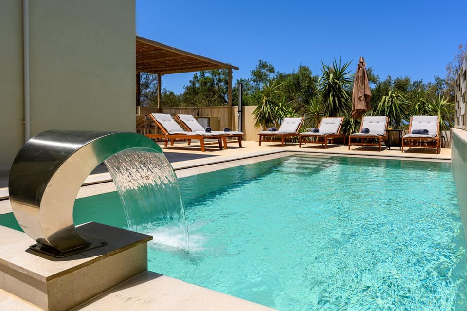 Day, Garden view, Pool view, Swimming pool, sunbed
