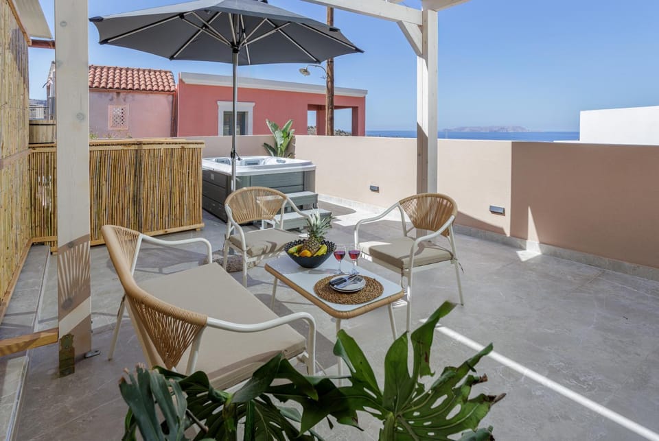 Hot Tub, Balcony/Terrace