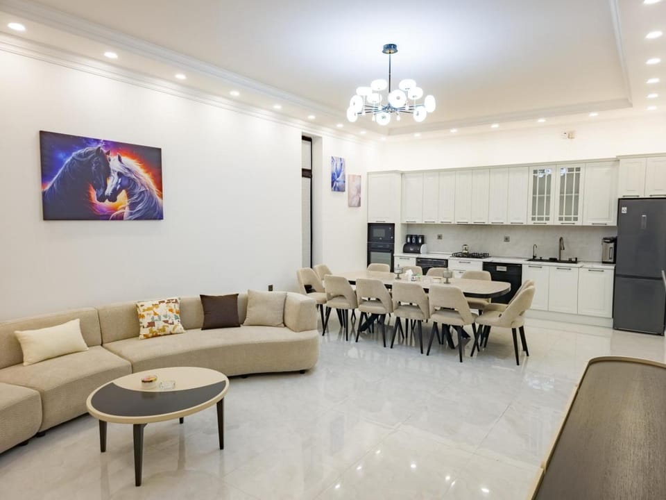Living room, Seating area, Dining area