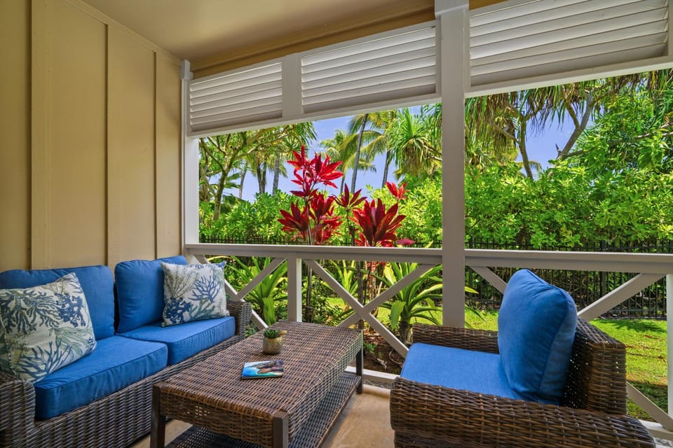 Patio, Day, Garden, View (from property/room), Balcony/Terrace, Seating area, Garden view, furniture