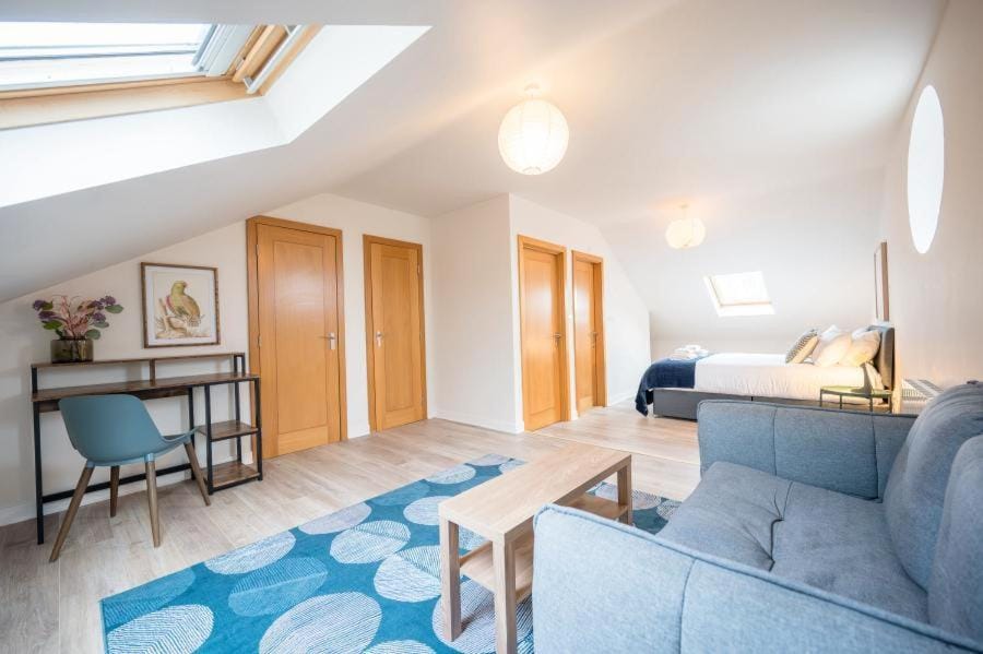 Luxury Leiston 2 bed 2 bath with parking Apartment in Leiston