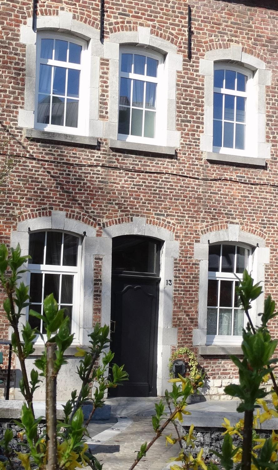 Property building, Facade/entrance