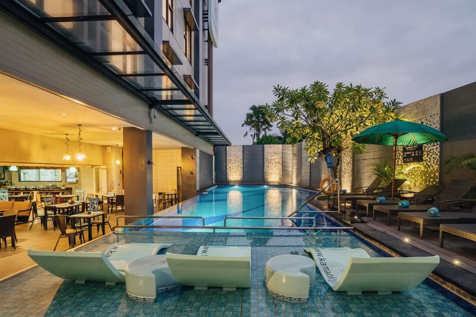 Swimming pool