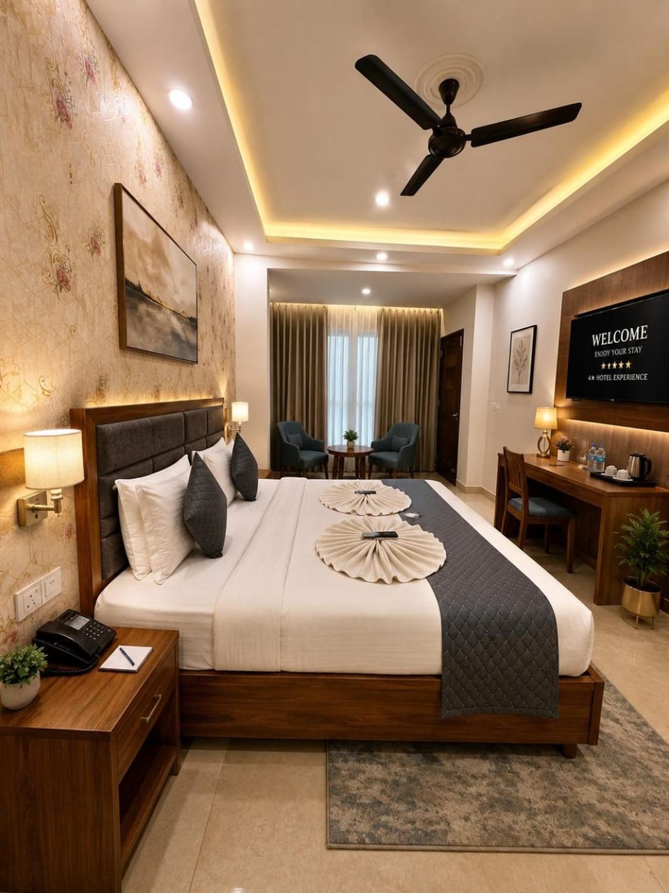 Bed, TV and multimedia, Photo of the whole room, Seating area, Bedroom