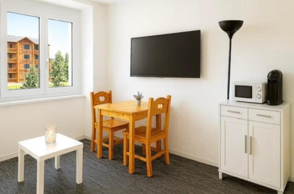 Exceptionnel studio le petit cosy super confort super prix pied des pistes wifi gratuit parking gratuit Super Devoluy Apartment in Provence-Alpes-Côte d'Azur