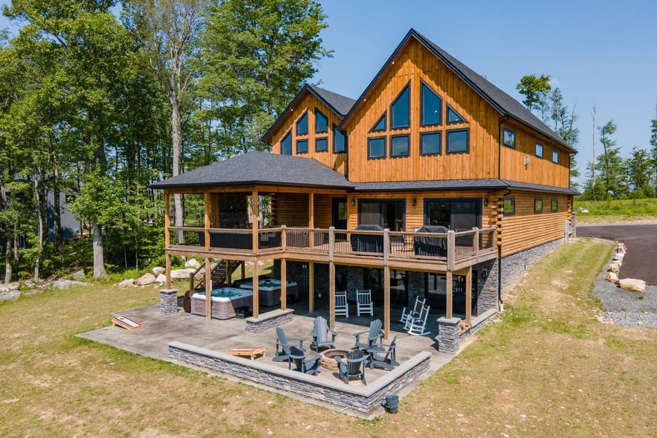 Magic Peak by Railey Vacations House in Deep Creek Lake
