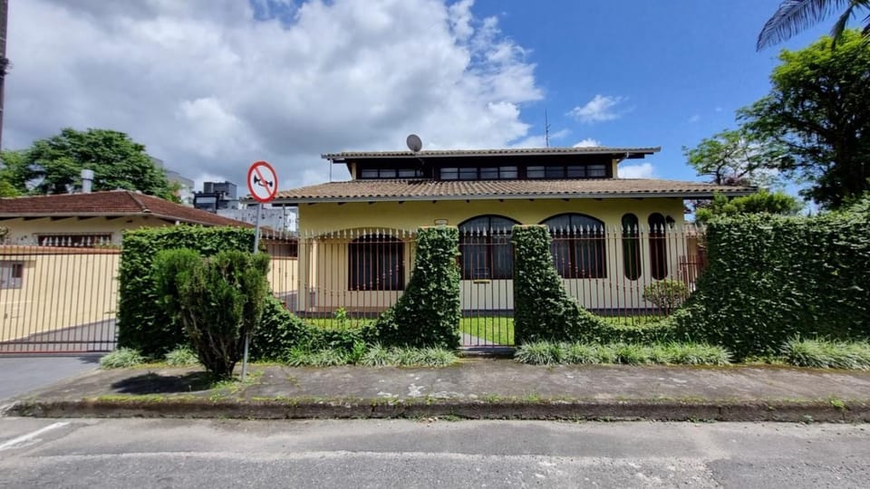 Property building, Spring, Day, Garden, Garden view