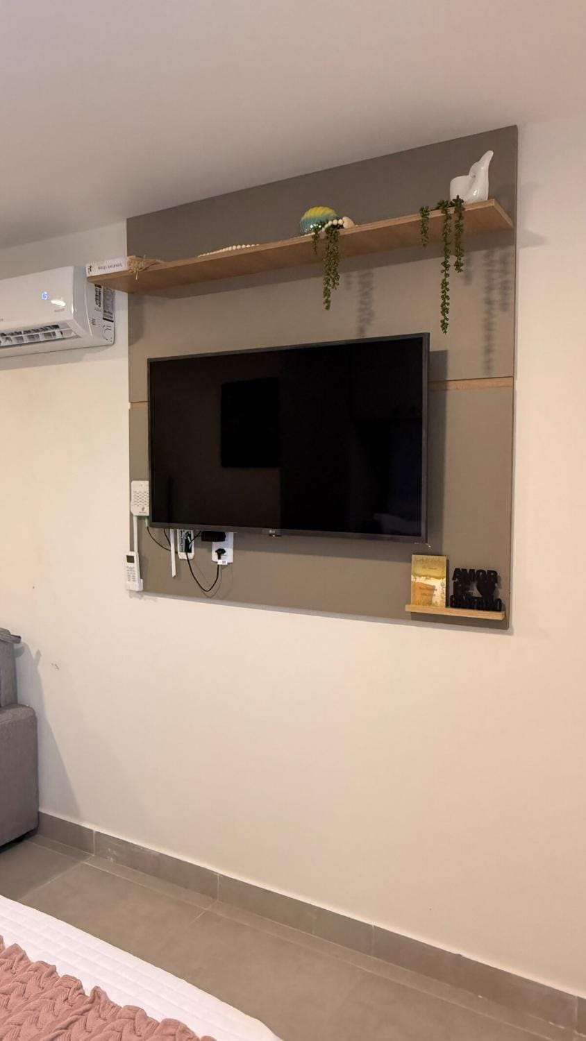 TV and multimedia, air conditioner