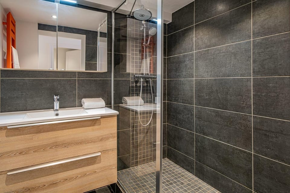 Toits des Pècles Stunning views walkable location parkinggarage Apartment in Chamonix
