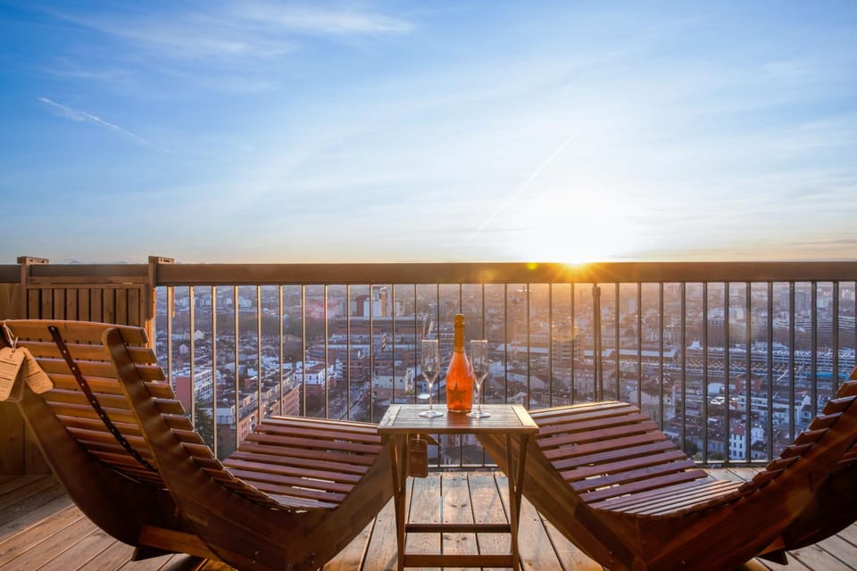 Balcony/Terrace, City view, Sunset