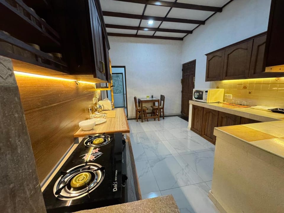 Shobas Holiday Home Bed and Breakfast in Dambulla